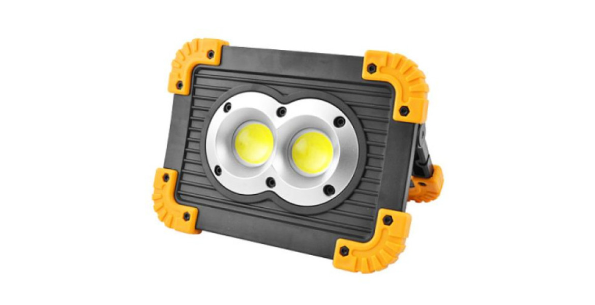 https://polkaua.com.ua/image/cache/catalog/SPshow/prozhektor_svitlodiodniy_l802_20w_2cob_1w_zu_micro_usb_2x18650_3xaa_power_bank_box_l802_20w_2cob_1w-531x531-1170x600.jpg